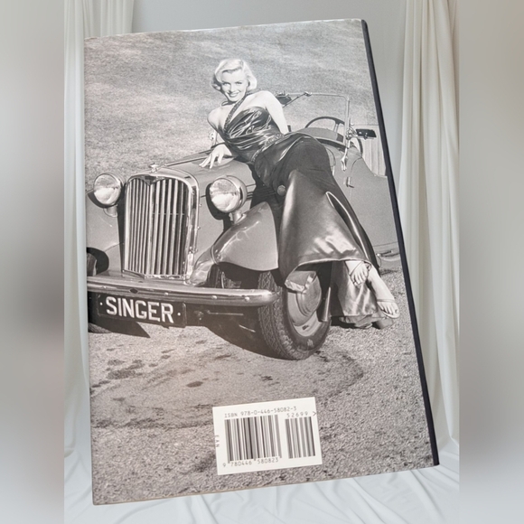 Secret Life Of Marilyn Monroe Book - Picture 4 of 5